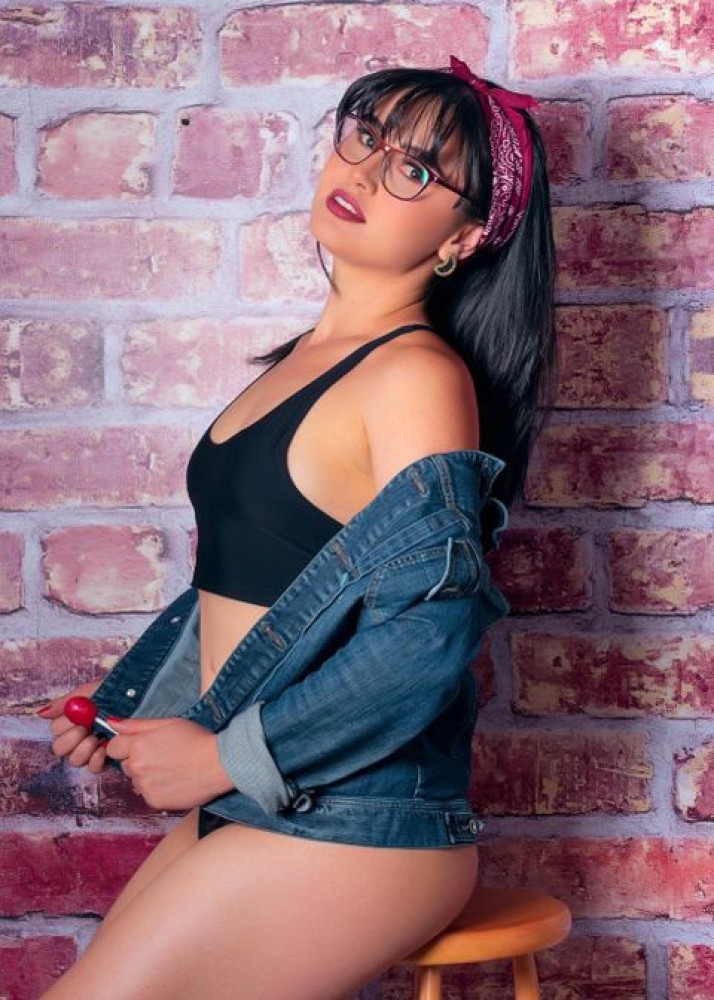 Индивидуалка Алина фото № 2 в городе Зерноград